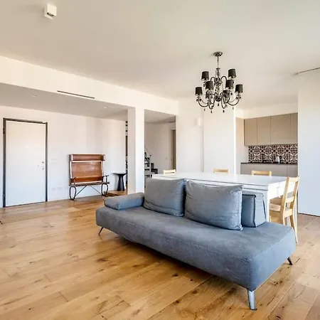 Luvi - Campania Daire Milano